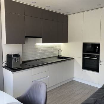 Продается 1-комнатная квартира, 40 м²