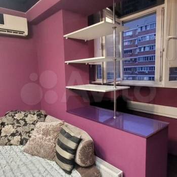 Продается 1-комнатная квартира, 40 м²