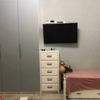 Продается 1-комнатная квартира, 43 м²