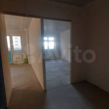 Продается 1-комнатная квартира, 41 м²