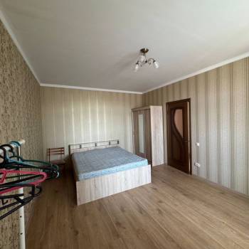 Продается 1-комнатная квартира, 40,5 м²