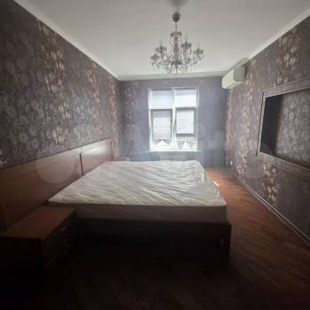 Продается 2-х комнатная квартира, 103,8 м²