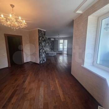 Продается 2-х комнатная квартира, 103,8 м²