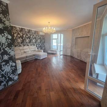 Продается 2-х комнатная квартира, 103,8 м²