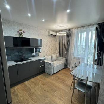 Сдается 2-х комнатная квартира, 65 м²