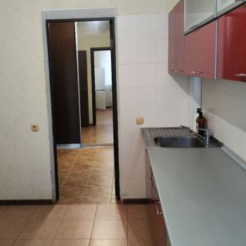 Продается 1-комнатная квартира, 43 м²