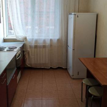 Продается 1-комнатная квартира, 43 м²