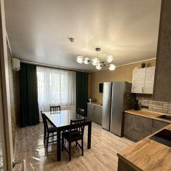 Продается 3-х комнатная квартира, 79,7 м²