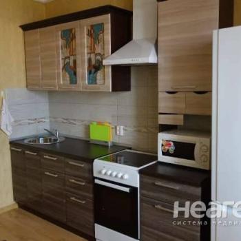 Сдается 1-комнатная квартира, 40 м²