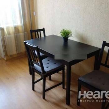 Сдается 1-комнатная квартира, 40 м²