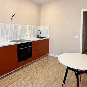 Продается 1-комнатная квартира, 38 м²