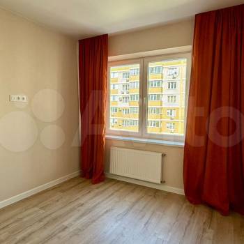 Продается 1-комнатная квартира, 38 м²