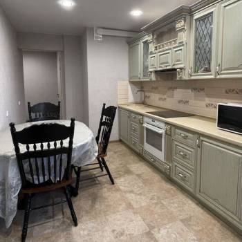 Продается 1-комнатная квартира, 43 м²