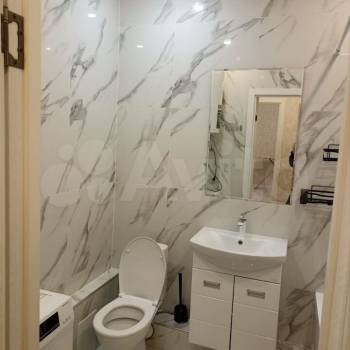 Продается 1-комнатная квартира, 46 м²