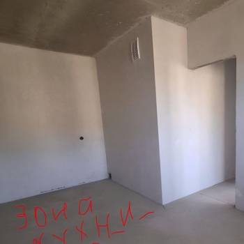 Продается 1-комнатная квартира, 38 м²