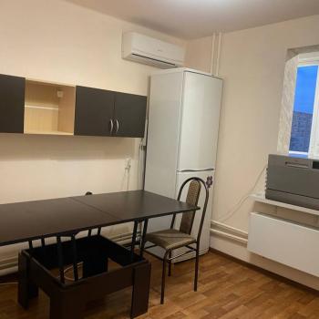 Сдается 1-комнатная квартира, 45 м²