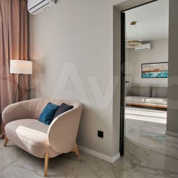 Продается 1-комнатная квартира, 56,9 м²