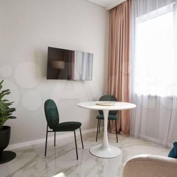 Продается 1-комнатная квартира, 56,9 м²