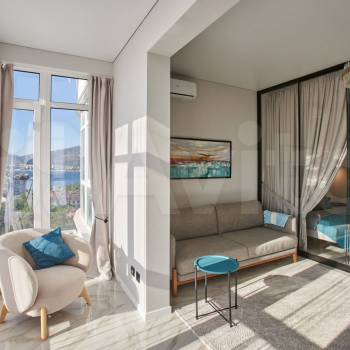 Продается 1-комнатная квартира, 56,9 м²