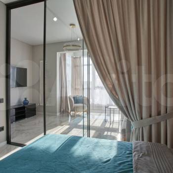 Продается 1-комнатная квартира, 56,9 м²