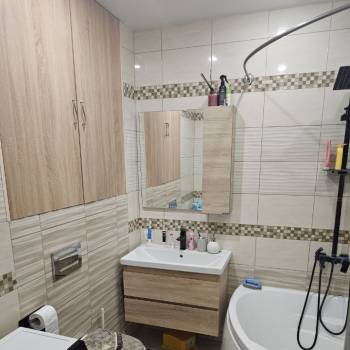 Продается 3-х комнатная квартира, 72 м²