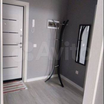 Продается 1-комнатная квартира, 39 м²