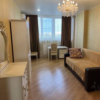 Сдается 2-х комнатная квартира, 80 м²