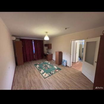 Продается 1-комнатная квартира, 32 м²