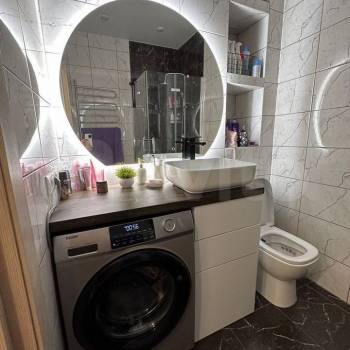 Продается 1-комнатная квартира, 40,7 м²