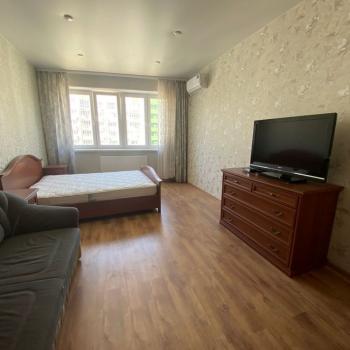 Сдается 1-комнатная квартира, 45 м²