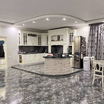 Продается Дом, 182 м²