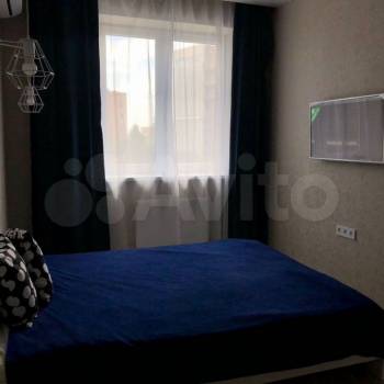 Продается 1-комнатная квартира, 37,8 м²