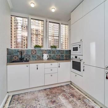 Продается 1-комнатная квартира, 42 м²