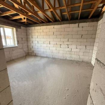 Продается Дом, 180 м²