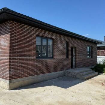 Продается Дом, 180 м²