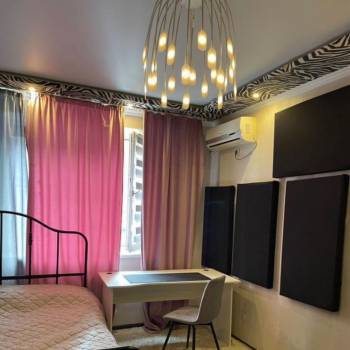 Продается 1-комнатная квартира, 42 м²