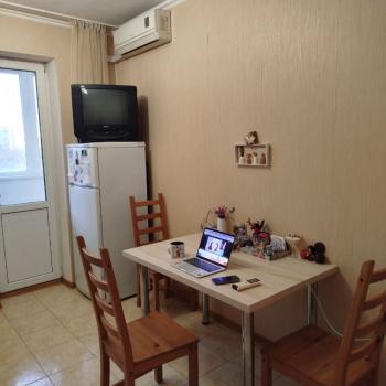 Сдается 1-комнатная квартира, 50 м²