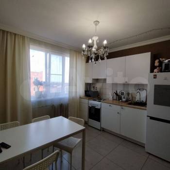 Продается Многокомнатная квартира, 74,7 м²