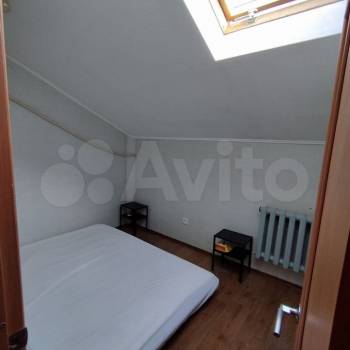 Продается Многокомнатная квартира, 74,7 м²