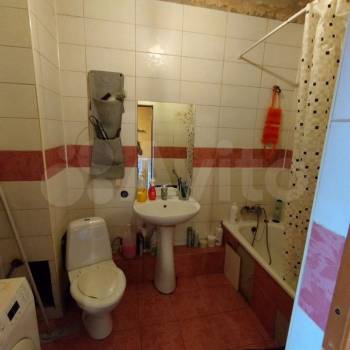 Продается Многокомнатная квартира, 74,7 м²