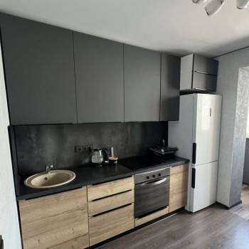 Продается 2-х комнатная квартира, 42 м²