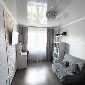Продается 2-х комнатная квартира, 42 м²
