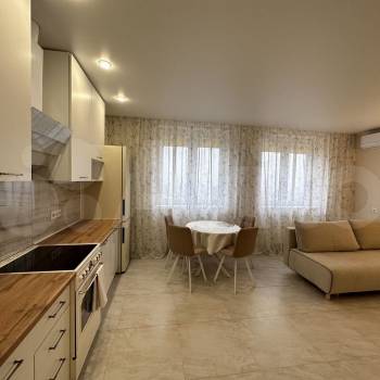 Сдается 2-х комнатная квартира, 72,7 м²