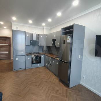 Продается 1-комнатная квартира, 55 м²