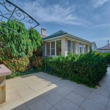 Сдается Дом, 180 м²