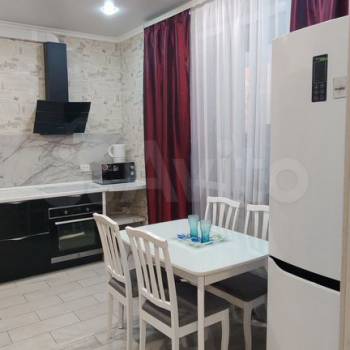 Продается 1-комнатная квартира, 41,1 м²