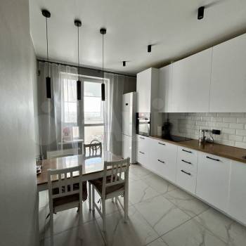 Продается 3-х комнатная квартира, 65,8 м²