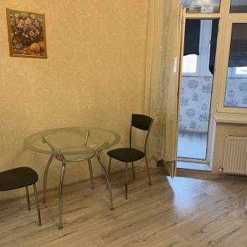 Сдается 1-комнатная квартира, 44 м²