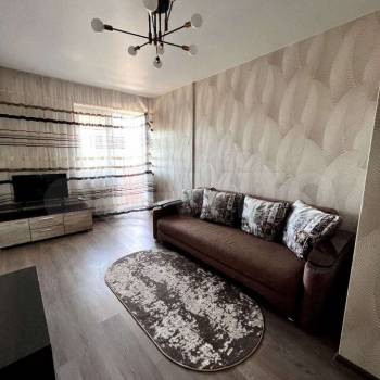 Сдается 1-комнатная квартира, 43 м²