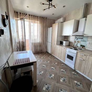 Сдается 1-комнатная квартира, 43 м²